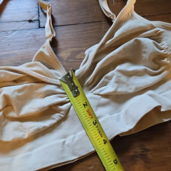 M SKIMS Cream Comfort Bra - Picture 5 of 5